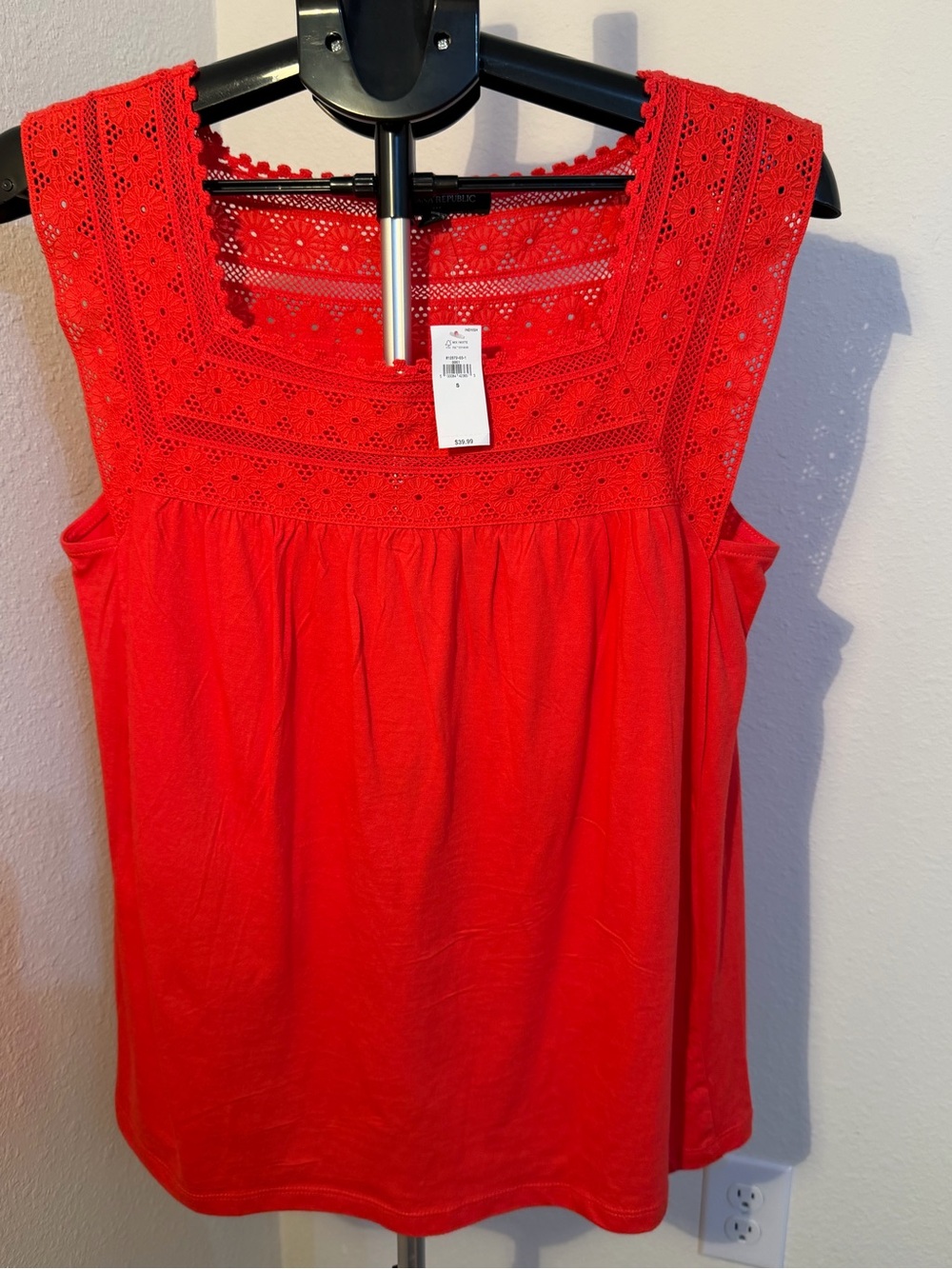 Banana Republic Women’s Coral Sleeveless Crochet Top
